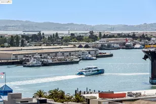 222 Broadway, Oakland, CA 94607 - Photo 1