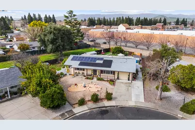148 Olympic Cir, Vacaville, CA 95687 - Photo 1