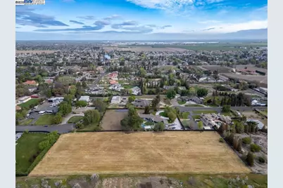 8500 Etcheverry Dr, Tracy, CA 95304 - Photo 1