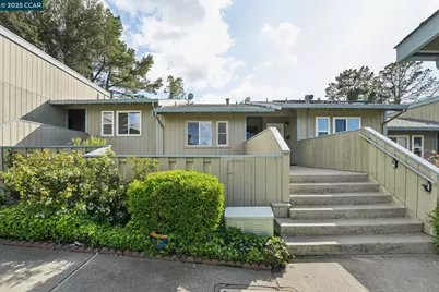 1956 Ascot Dr, Moraga, CA 94556 - Photo 1