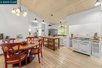 100 Howard, Vallejo, CA 94589 - Photo 1