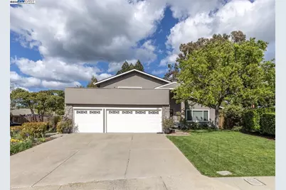 25 St Joan Ct, Danville, CA 94526 - Photo 1