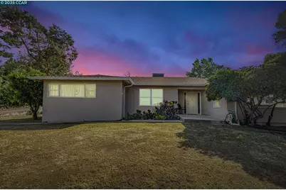 224 Pacini Ave, Pittsburg, CA 94565 - Photo 1
