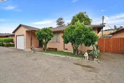 676 Berry Ave, Hayward, CA 94544 - Photo 1