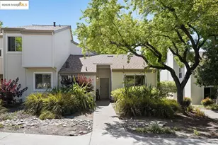 435 Chalda Way, Moraga, CA 94556 - Photo 1