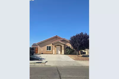 1602 Woodbrush Ave, Los Banos, CA 93635 - Photo 1