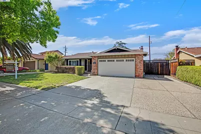 1215 Greenmoor Dr, San Jose, CA 95118 - Photo 1