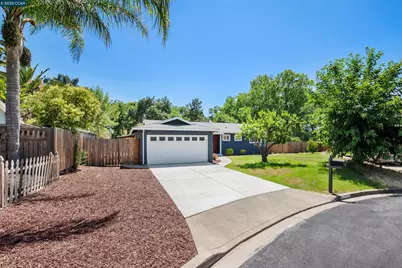 5182 La Corte Bonita, Concord, CA 94521 - Photo 1