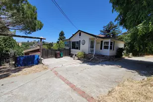 27030 Parkside Dr, Hayward, CA 94542 - Photo 1