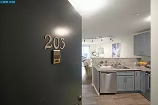 2901 MacArthur Blvd, Oakland, CA 94602 - Photo 1