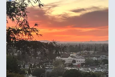 1112 Holmes Way, Hayward, CA 94541 - Photo 1