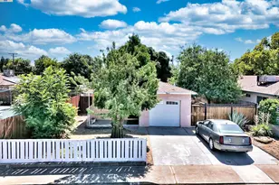 408 Sequoia Ave, Manteca, CA 95337 - Photo 1