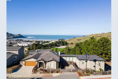 674 Corona Dr, Pacifica, CA 94044 - Photo 1