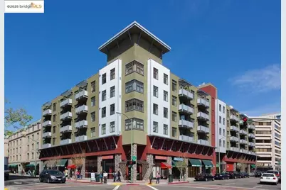 989 Franklin St #608, Oakland, CA 94607 - Photo 1