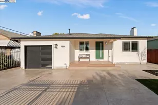 548 Capistrano Dr, Oakland, CA 94603 - Photo 1