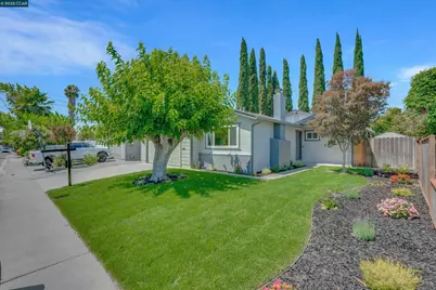 3577 Dumbarton St, Concord, CA 94519 - Photo 1