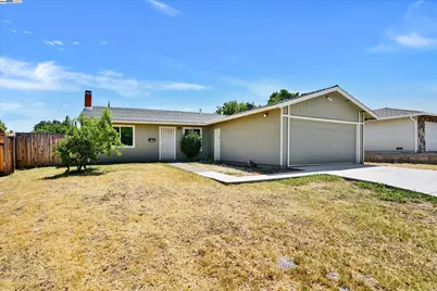 157 Arlington Dr, Pittsburg, CA 94565 - Photo 1