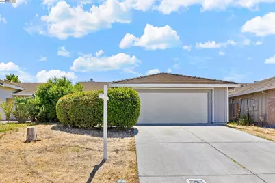 5600 Dutton Way, Sacramento, CA 95823 - Photo 1