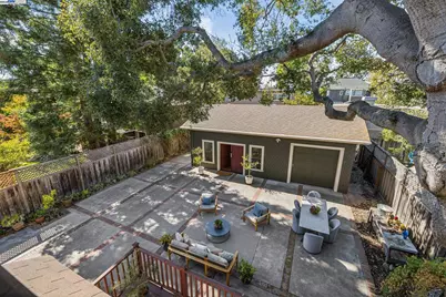 1335 Grove St, Alameda, CA 94501 - Photo 42