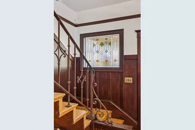 1335 Grove St, Alameda, CA 94501 - Photo 30