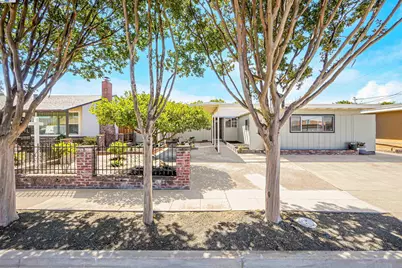 804 Bluefield Ln, Hayward, CA 94541 - Photo 1