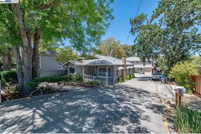 3939 Vineyard Ave, Pleasanton, CA 94566 - Photo 1