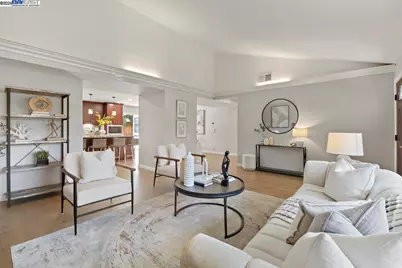 8157 Fairway Ct, Newark, CA 94560 - Photo 12