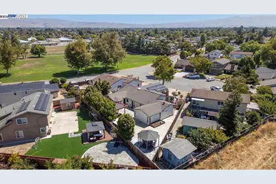 8157 Fairway Ct, Newark, CA 94560 - Photo 56