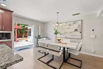 8157 Fairway Ct, Newark, CA 94560 - Photo 18