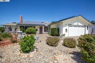 8157 Fairway Ct, Newark, CA 94560 - Photo 2
