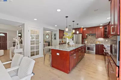 8157 Fairway Ct, Newark, CA 94560 - Photo 14