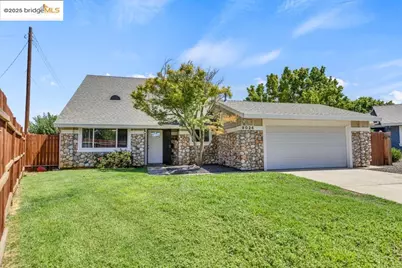 9024 Drury Ct, Sacramento, CA 95826 - Photo 1