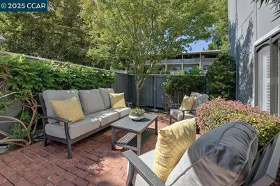 2321 Tice Creek Dr #2, Walnut Creek, CA 94595 - Photo 1