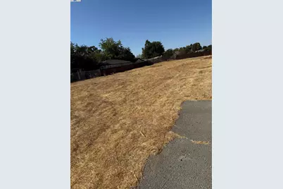 170 Sunrise Dr, Brentwood, CA 94513 - Photo 1