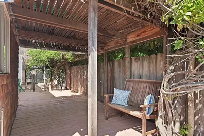470 Tuxedo Ave, Stockton, CA 95204 - Photo 40