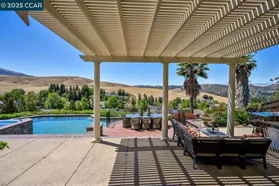 460 Silver Hollow Dr., Walnut Creek, CA 94598 - Photo 1