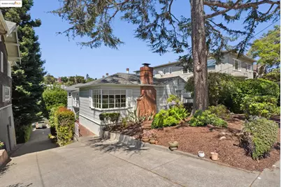 1033 Walker Ave, Oakland, CA 94610 - Photo 1