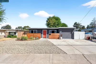 952 Patrick Dr, Pinole, CA 94564 - Photo 1