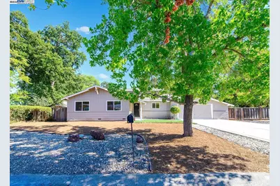 957 Ina Dr, Alamo, CA 94507 - Photo 1