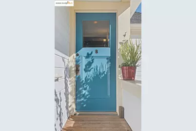 2439 10th Street #B, Berkeley, CA 94710 - Photo 1