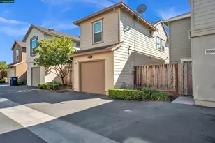 19828 Gabilan View Dr, Salinas, CA 93906 - Photo 1