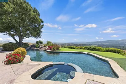 70 Sherburne Hills, Danville, CA 94526 - Photo 1