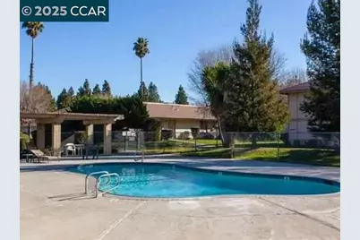 4260 Clayton Road #18, Concord, CA 94521 - Photo 1