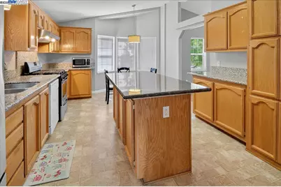 2329 Bridwell Way, Hayward, CA 94545 - Photo 1