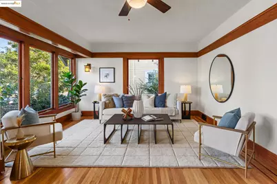 425 44th St, Oakland, CA 94609 - Photo 1