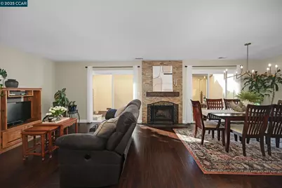 11 Donner Creek Ct, Clayton, CA 94517 - Photo 1