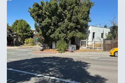350 51st St, Oakland, CA 94618 - Photo 1