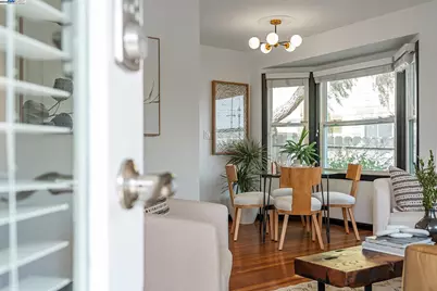 107 Cypress Street, Alameda, CA 94501 - Photo 1