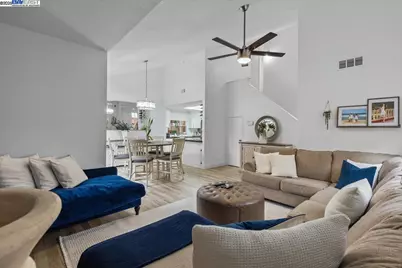 60 South St, Tracy, CA 95376 - Photo 1