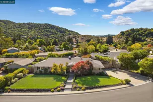 125 Walford Dr, Moraga, CA 94556 - Photo 1